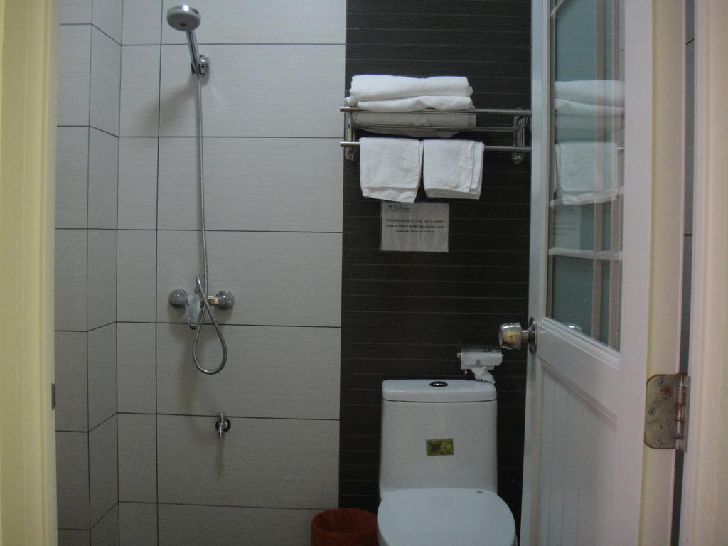 Tiffany Hostel Яншо Номер фото